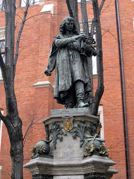 Krakau (174), Kopernikus.JPG